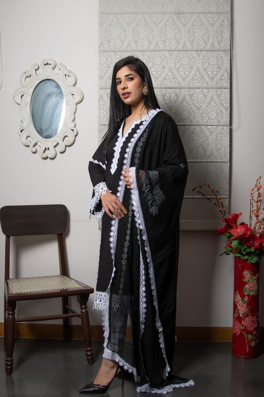 Black Cambric V-Neck Cotton Suit